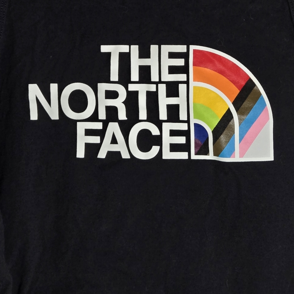 THE NORTH FACE PRIDE TANK TOP